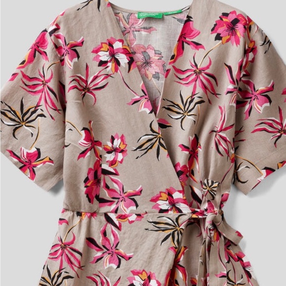 Benetton Linen Romper - Picture 4 of 5